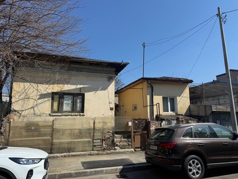 Obor, Colentina, Kaufland, teren cu casa de vanzare.